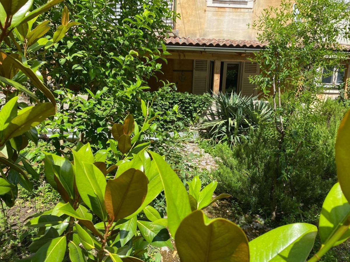 Ferienwohnung Touched VIP Zadar Exterior foto